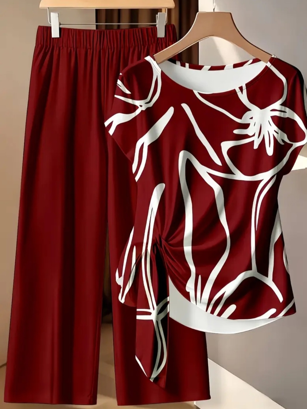Women's Red Floral-Print Wide Leg Pants & Top Set